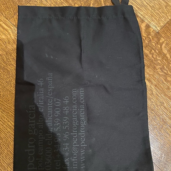 Pedro Garcia Drawstring Dust bag❤️New without tags - Picture 3 of 3